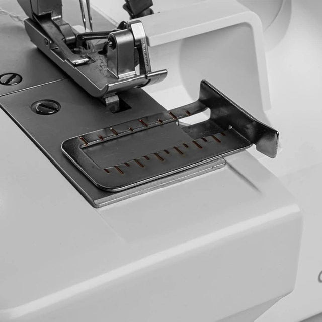 Integrated Seam Guide