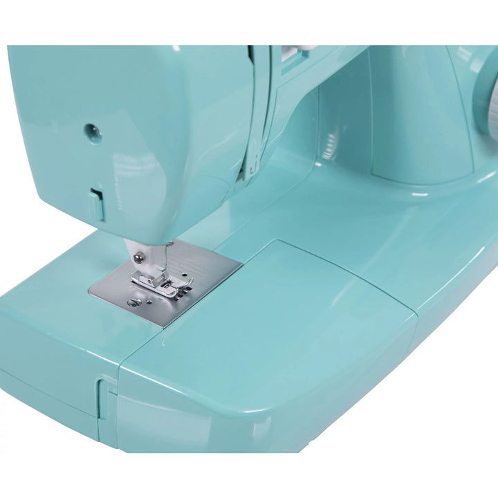 Singer_Simple_3223G_Sewing_Machine_Green_Front_Close_Up_cn4cy2.jpg