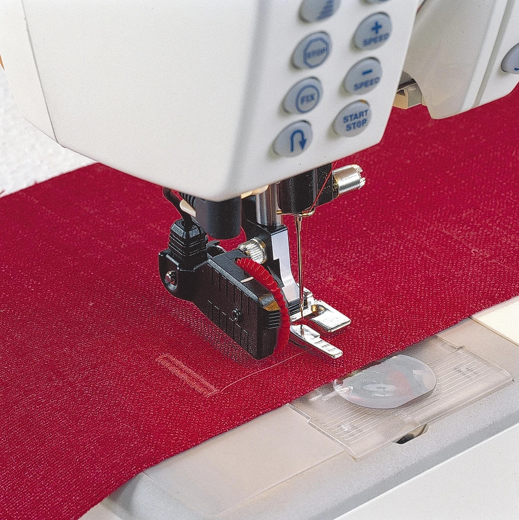 Husqvarna® Viking® Sensor One-Step Buttonhole Foot (1, 6, 7 ...