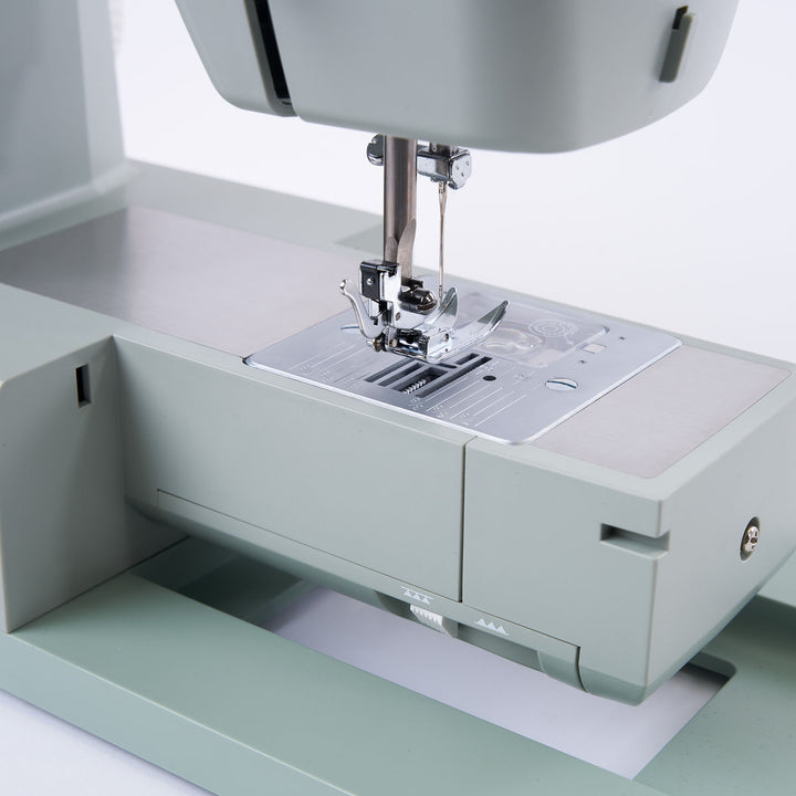 Singer-HD4511-Sage-DropFeed-PDP-2026.jpg