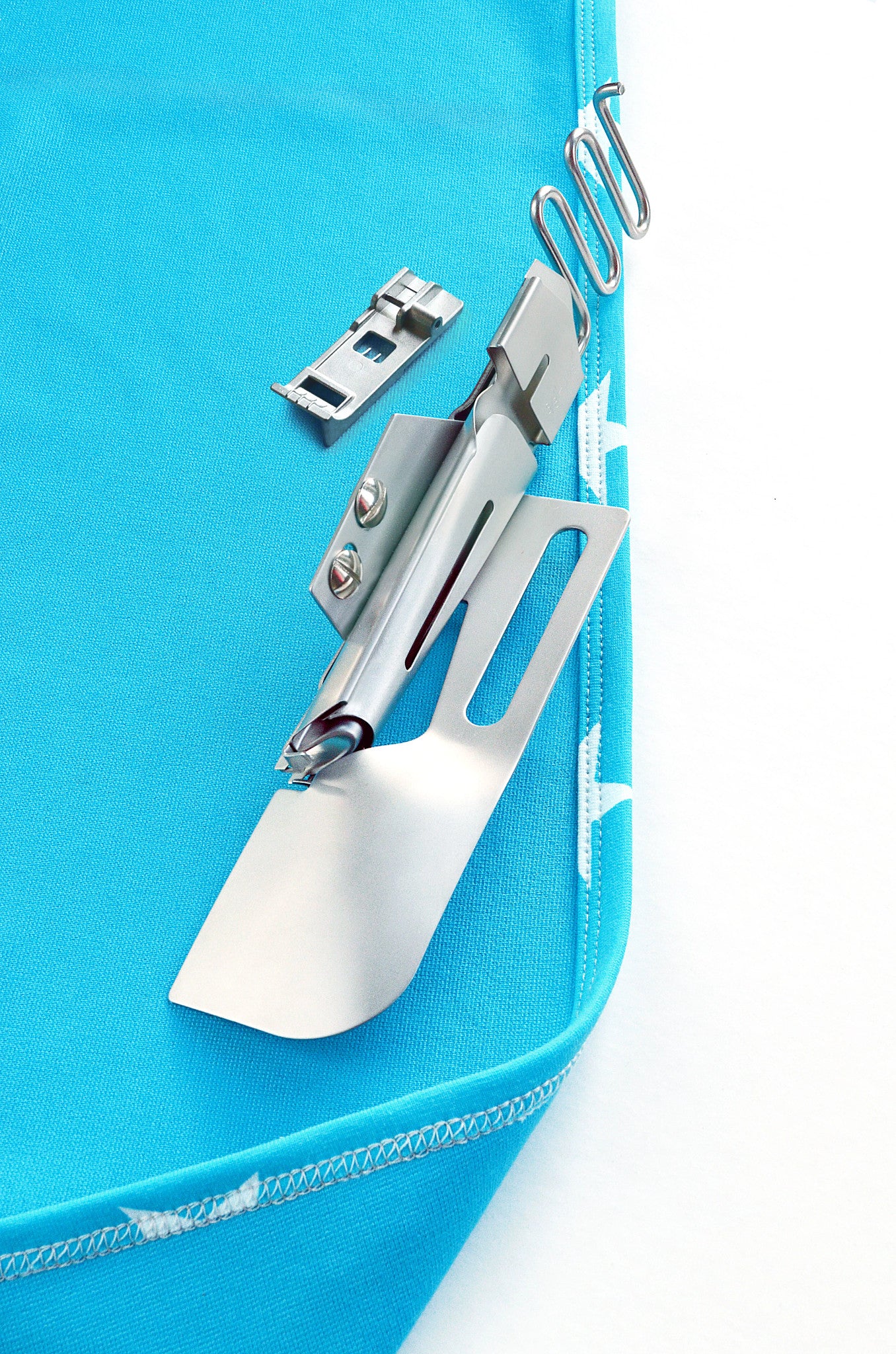 Husqvarna® Viking® Inspira® Coverstitch Binder | Husqvarna® Viking®
