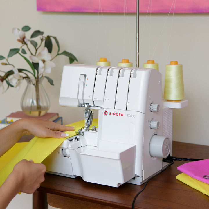 Singer-S0600-Serger-07082025-285.jpg