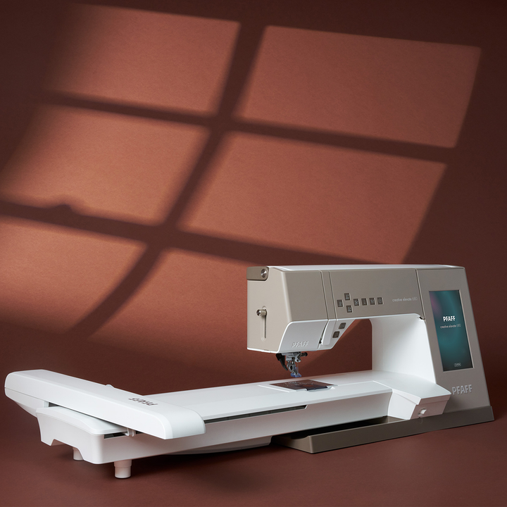 PFAFFCreativeElevate680-Embroidery-PDP-1800x1800-2026-5_f98eb88e-3839-4ebd-affd-535b170ad201.png
