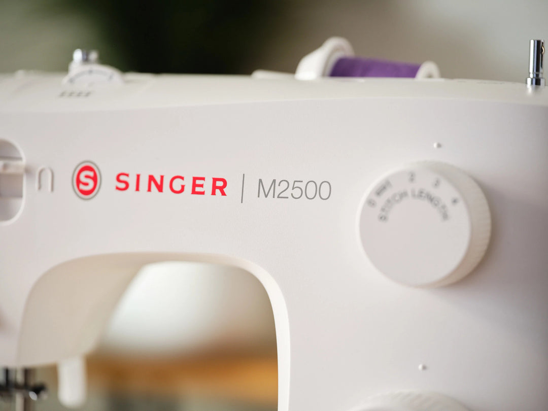 SINGER® M2505 Nähmaschine | SINGER®